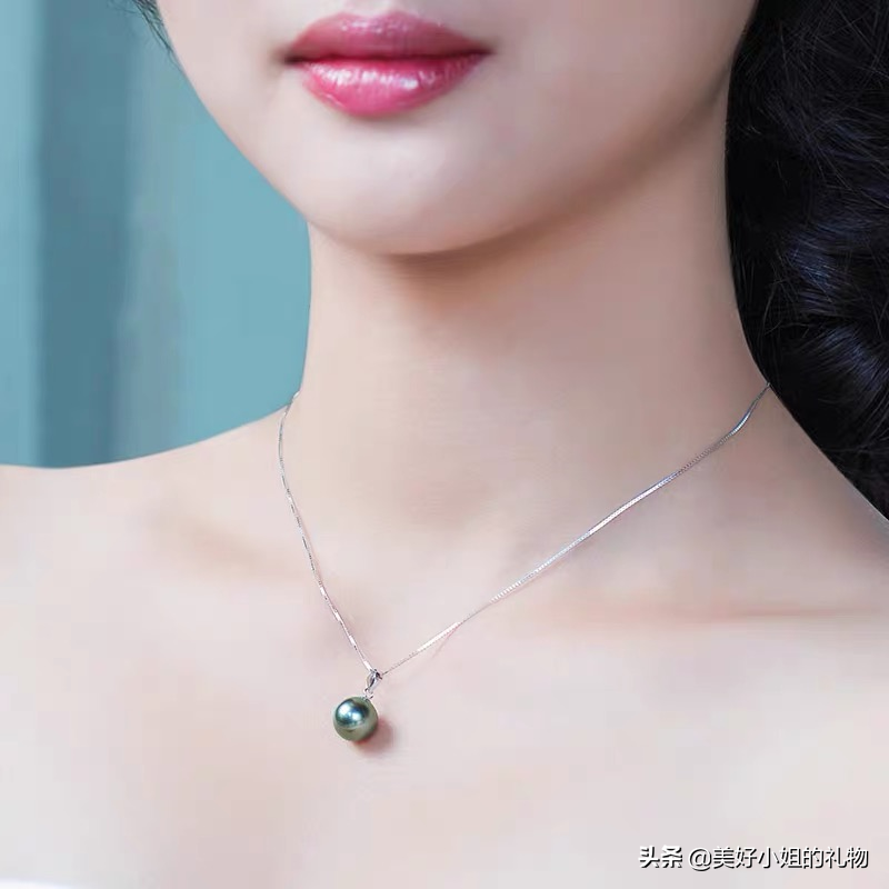 母亲节礼物系列I 细数我私藏的宝藏首饰，千元不到让妈妈闪耀起来