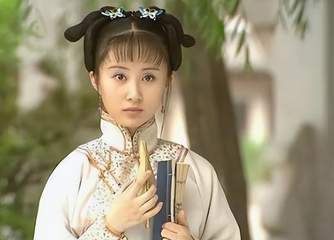 女星们的十几岁，还真是超好看耶！看完后再想想自己的18岁？