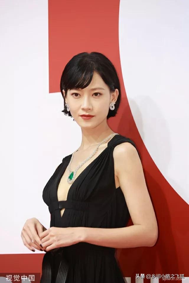 《智齿》剧组出席金像奖红毯 刘雅瑟廖子妤等亮相