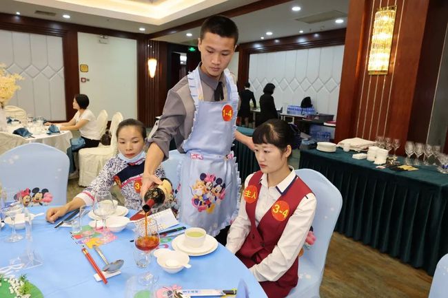 观点丨用这9个话术点餐，餐厅营业额大幅提升