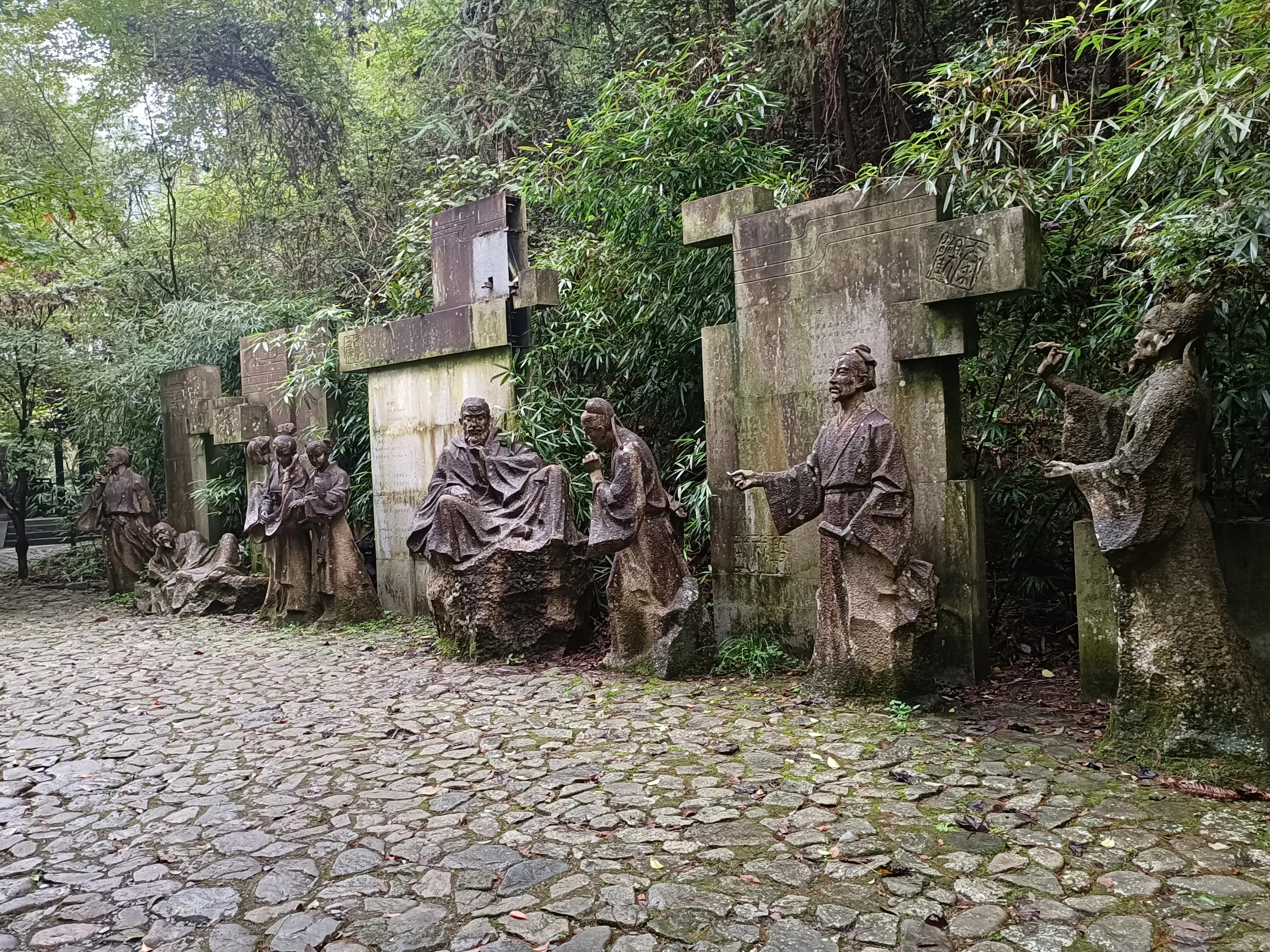 行到水穷处，坐看云起时一一雨游白云山