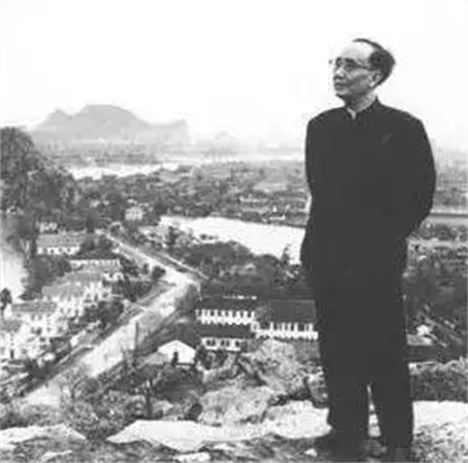 泰山上的“虫二”两字，让日本学者困惑十年，郭沫若却轻松解答