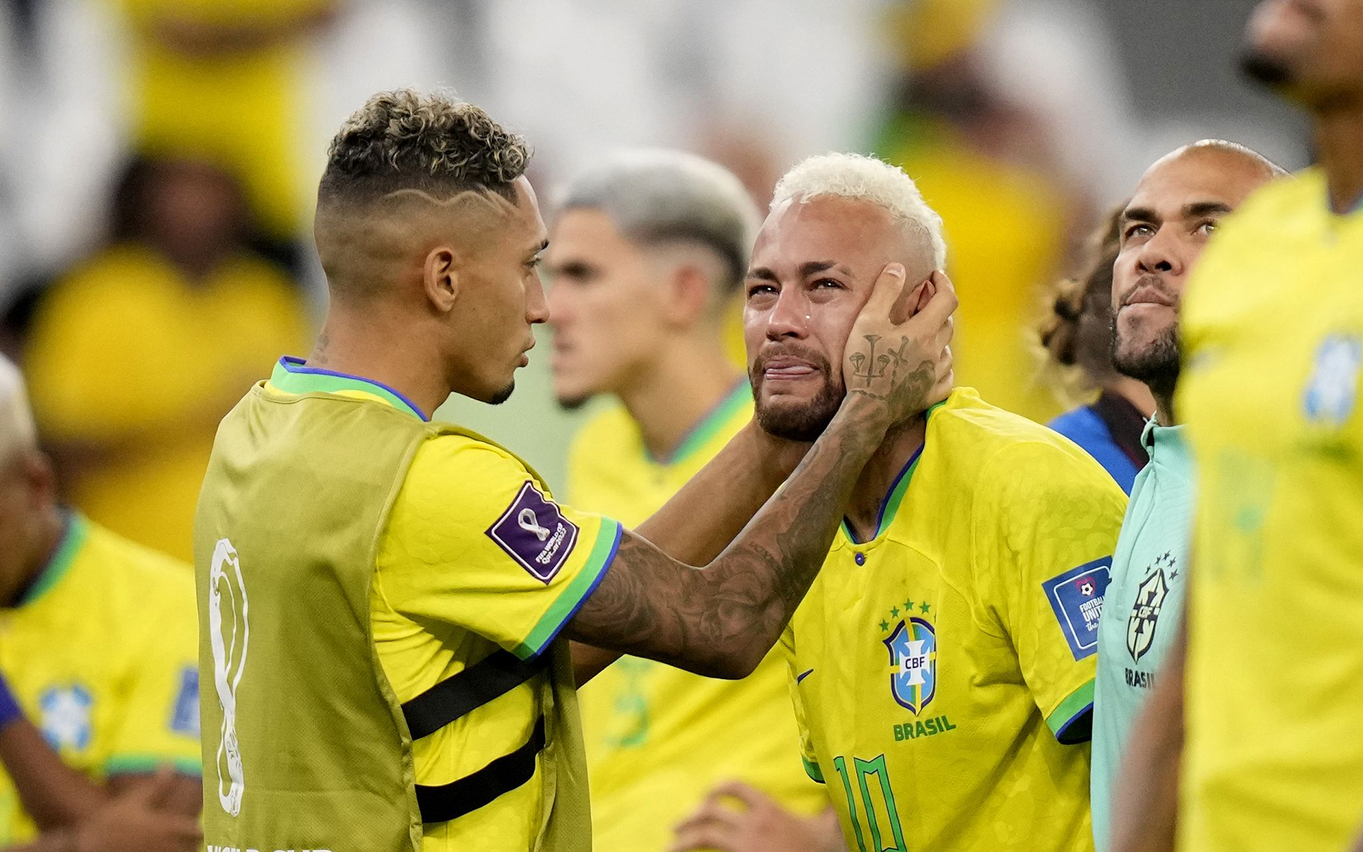 世界杯巴西为什么输了（巴西输球原因曝光，各自为战是关键，真是少了“卡卡”）