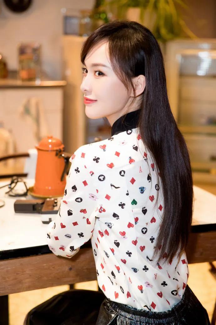 唐嫣：高清壁纸