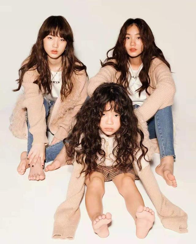 小s偏心表白二女儿！最新画作曝光太厉害，终于艳压俩姐妹成焦点