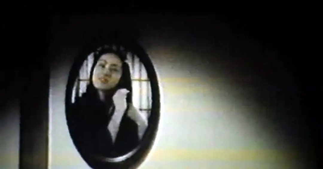 同样是恐怖片，把《咒怨》和《午夜凶铃》放在一起，差距就出来了