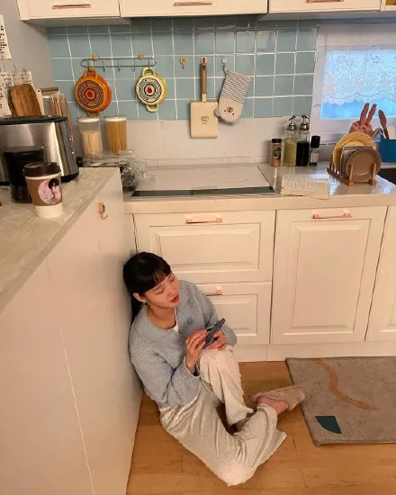 颜值自测:“耐看脸”的特质,你中了几条?