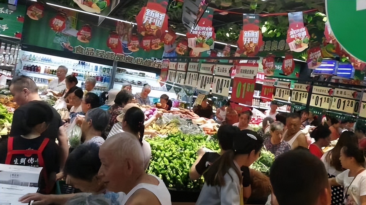 河南大娘开生鲜超市，利用“全场免费不要钱”，一年盈利76万