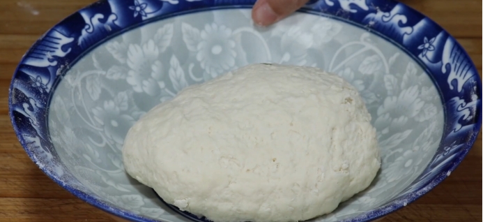 韭菜鸡蛋馅饺子放什么调料（韭菜鸡蛋饺子放什么调料好）-第3张图片-昕阳网