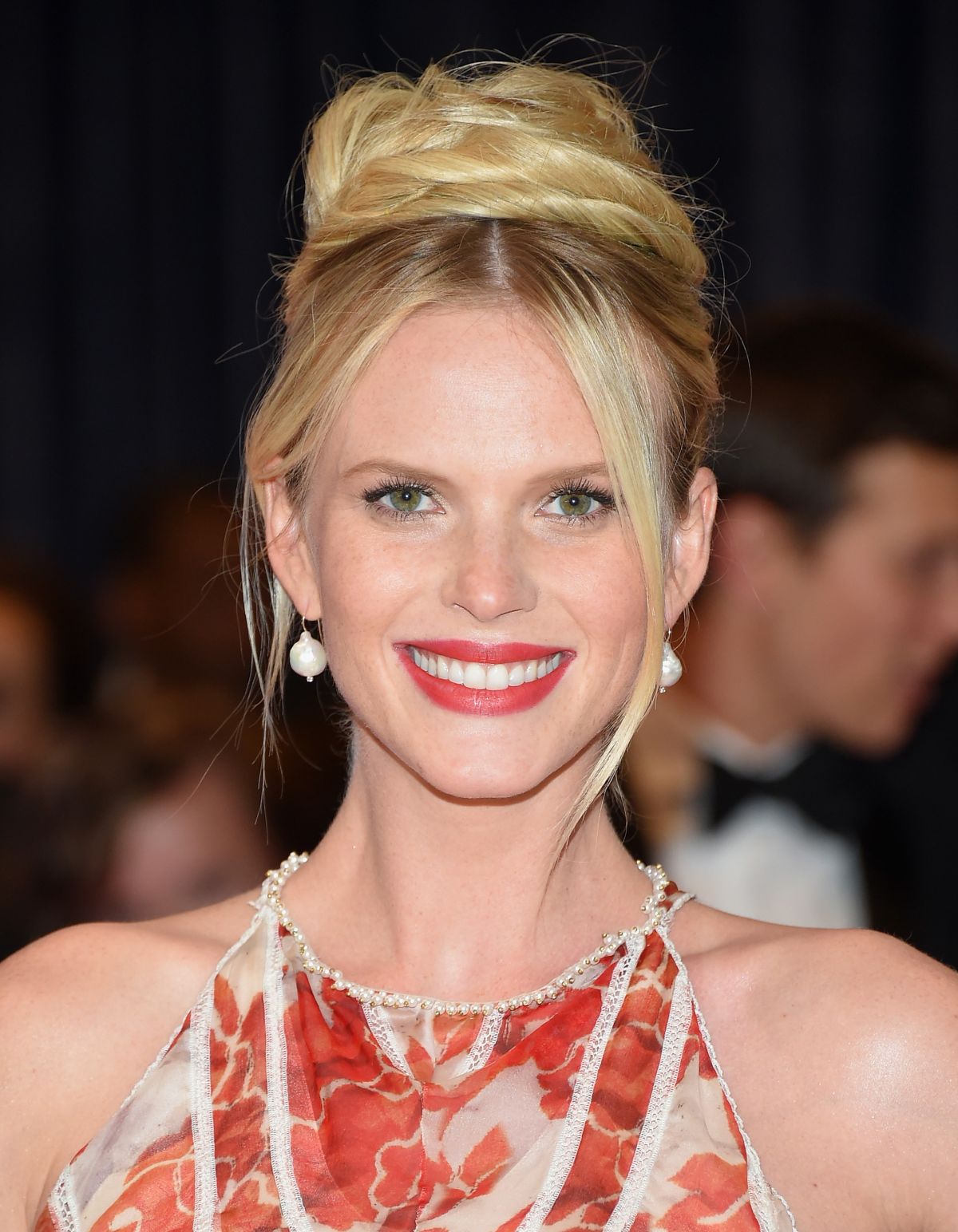 安妮·维理丝黛娜出生于1986年3月,她是一位俄罗斯模特.