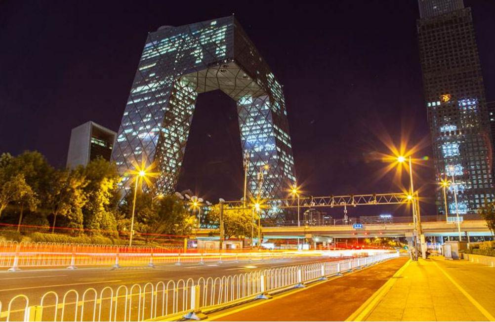 大学生最向往的“城市排名”，北京跌落第5，仅2个北方城市上榜