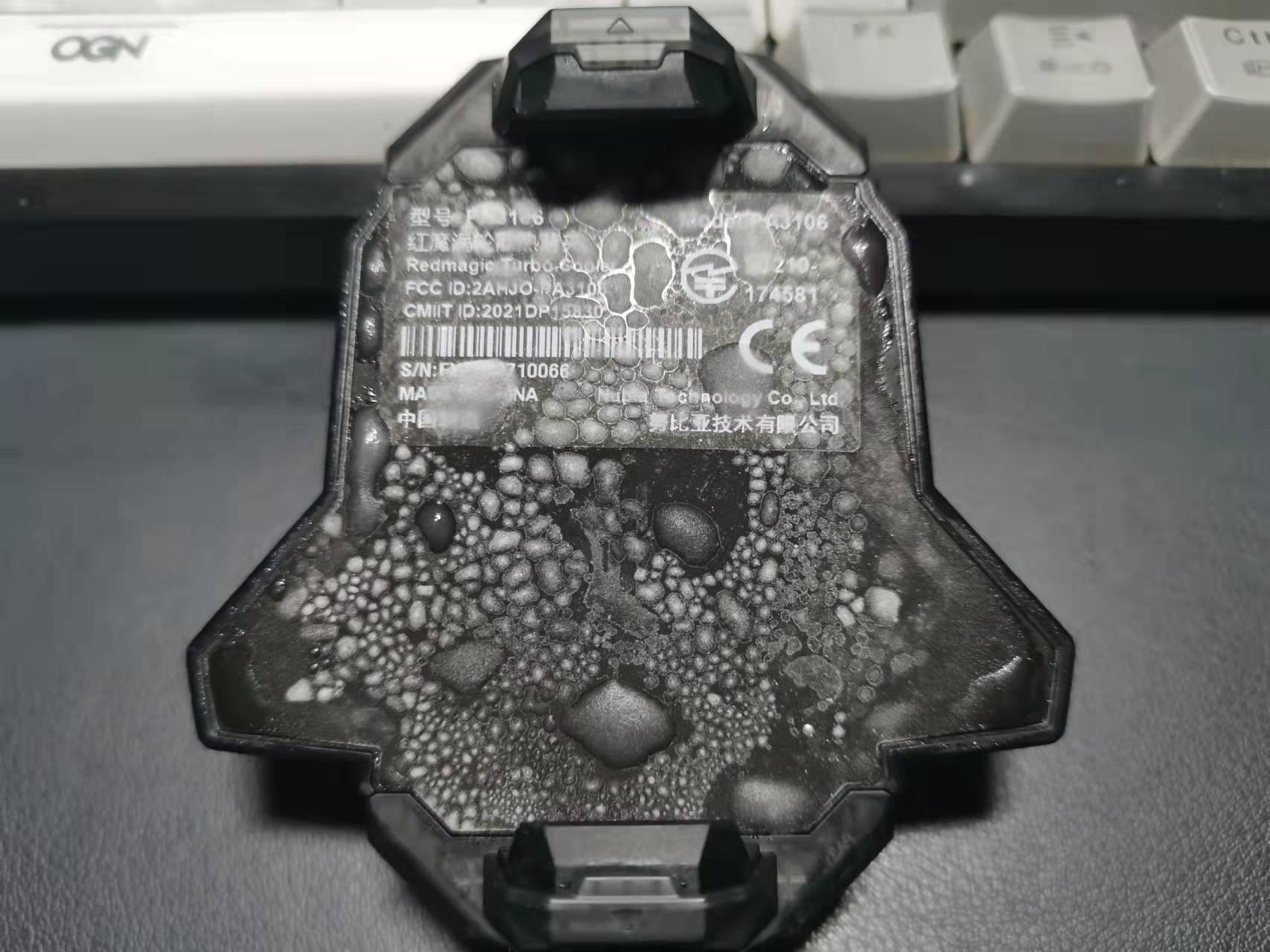 为冷静而发，全面压制火龙的红魔手机散热背夹