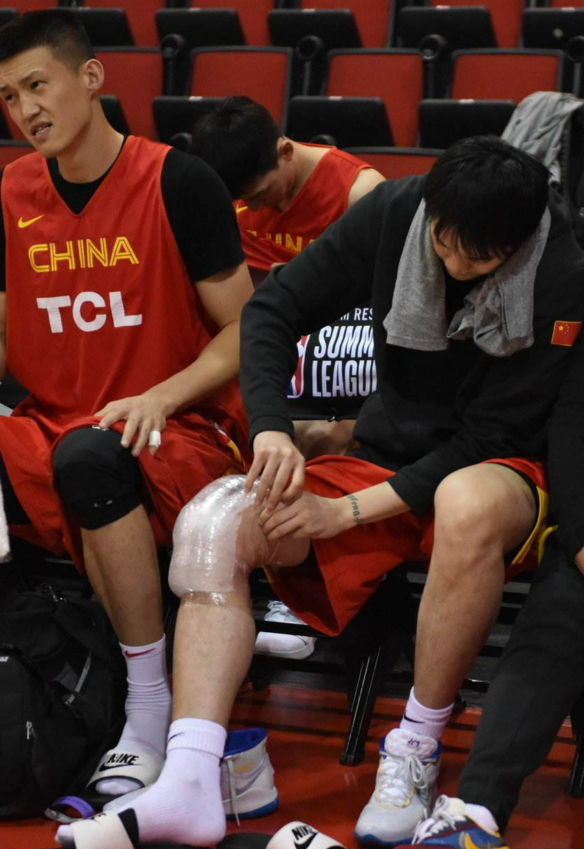 nba中哪些球员有髌腱炎（从此你我皆为过往！但，四字外援那颗倔强的心没有死）