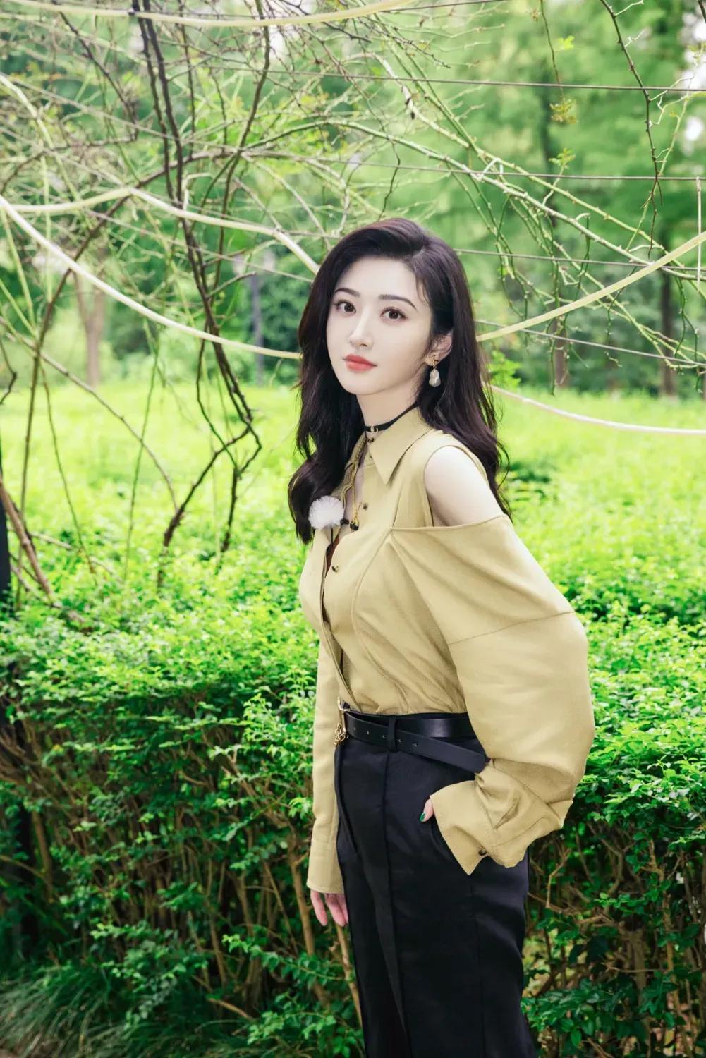 景甜实在太美了