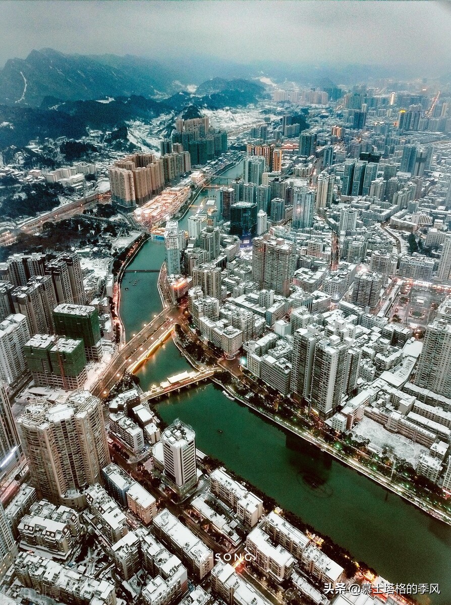 贵州有一座用桥连接的城市，山清水秀空气好，退休了就去这里养老