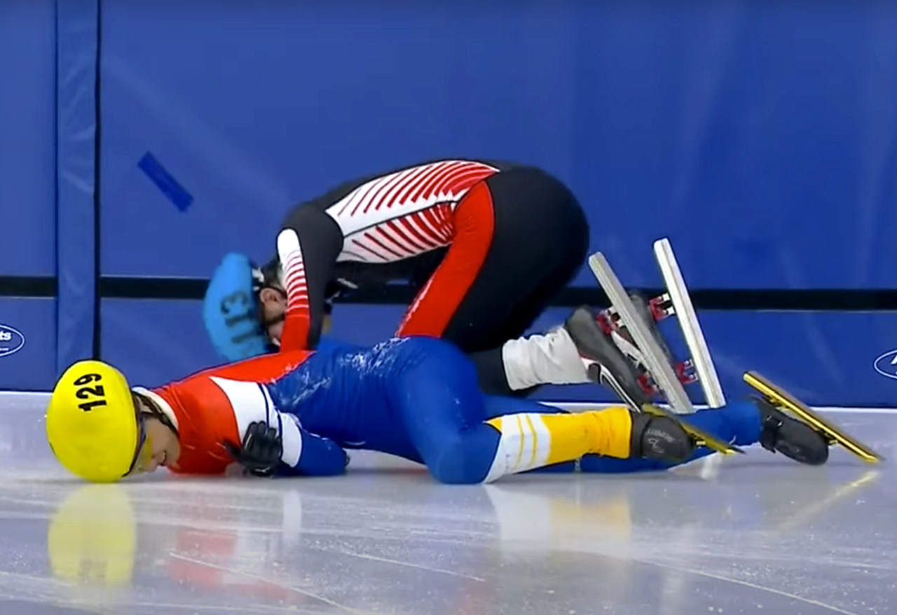 冰球鞋的构造(摔倒会被抹脖子?