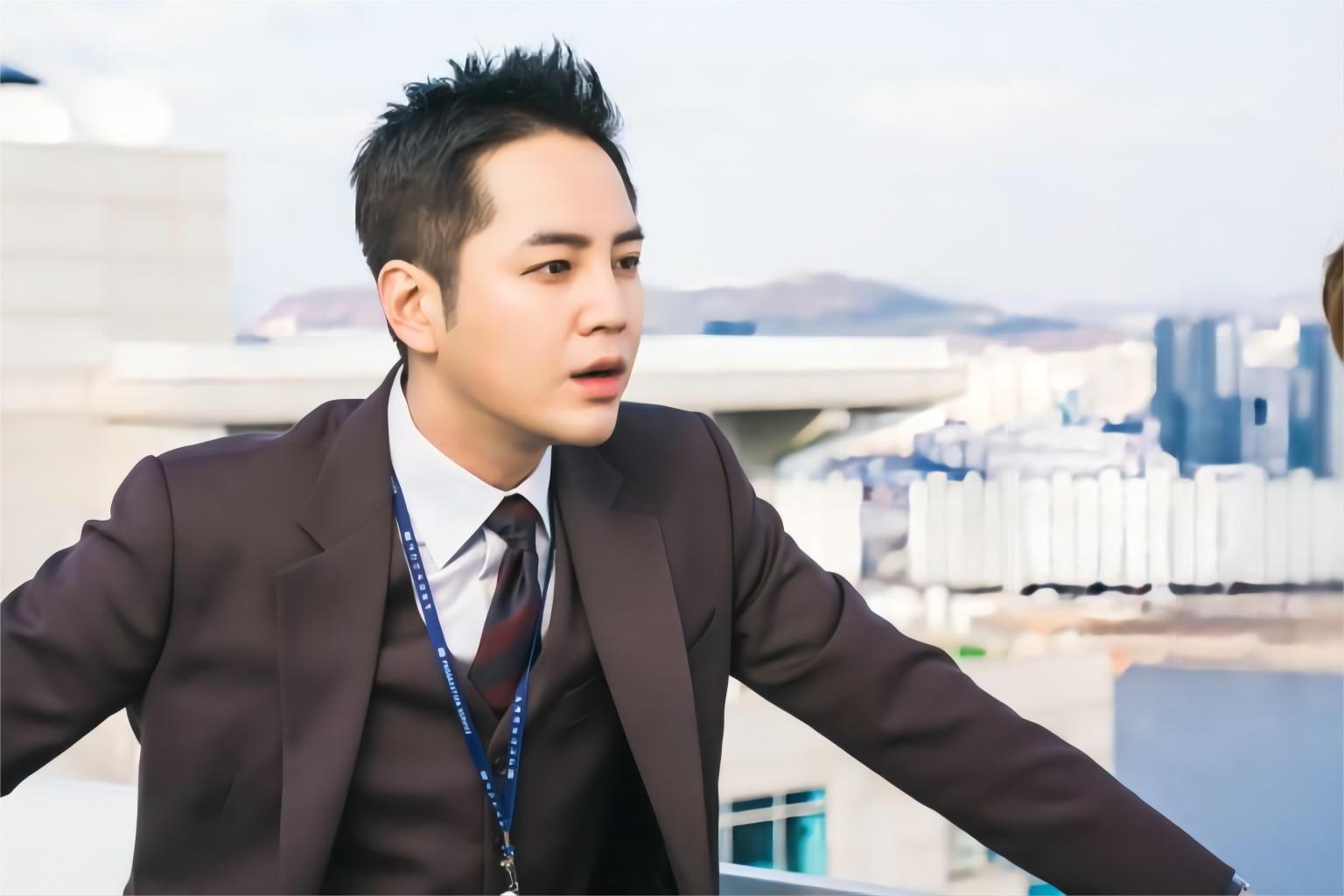 张根硕演过的电视剧 张根硕iu电视剧叫什么-有深度有内涵的一个小网站