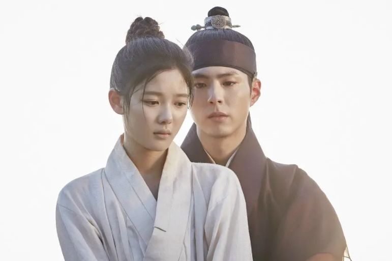 《云画的月光》开播6年，剧组重聚拍综艺，朴宝剑带队令人期待