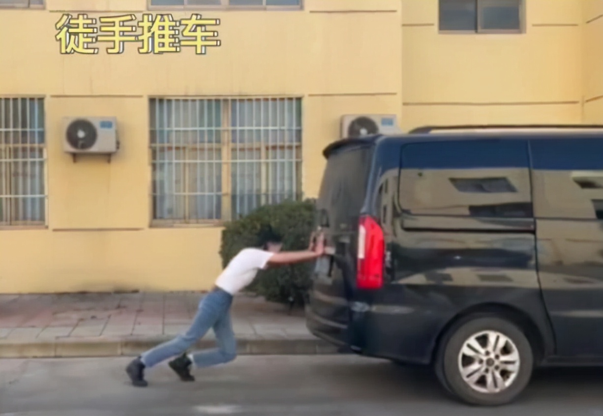 四川传媒学院出的明星（川传艺考火了）