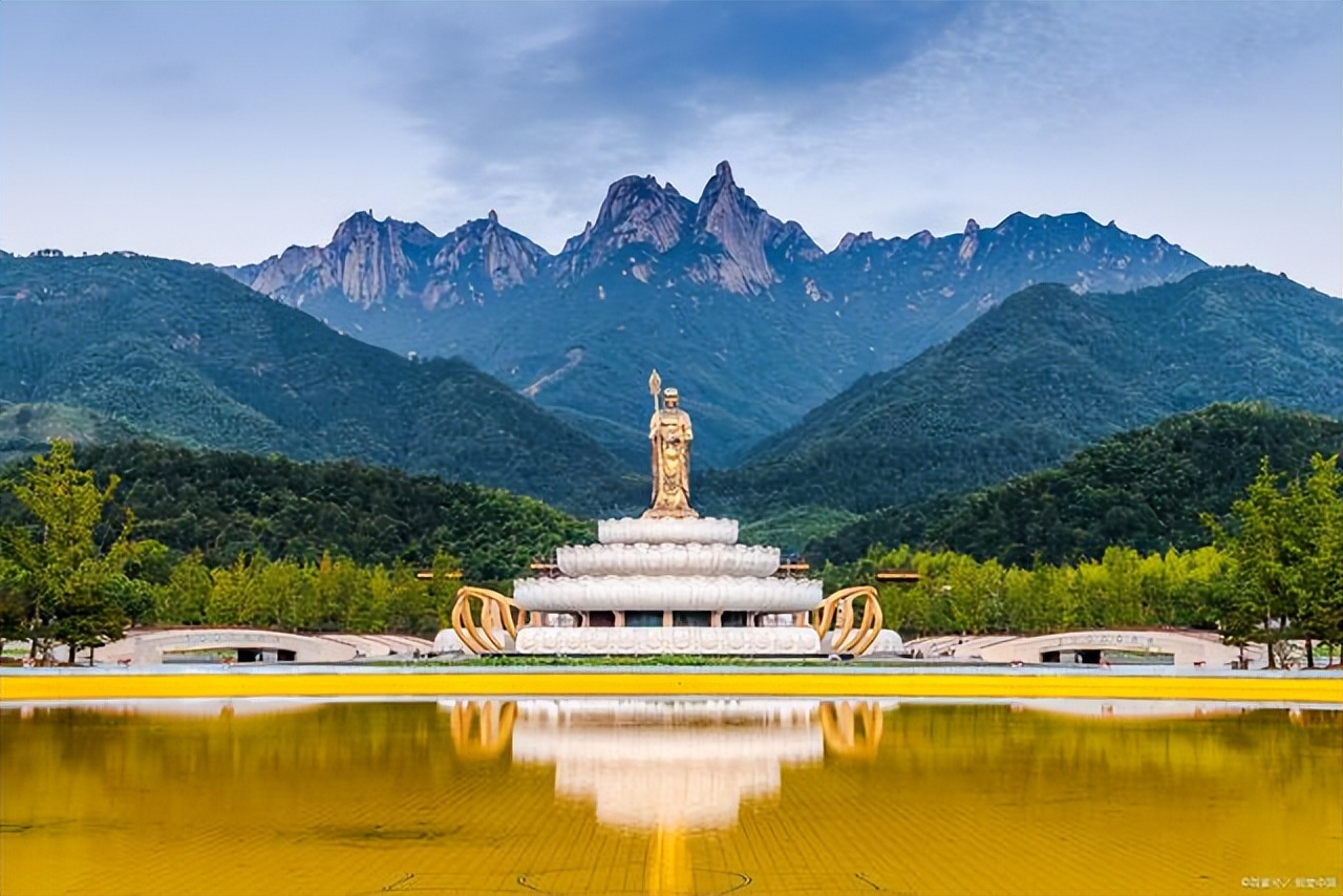 合肥到九华山怎么去方便?在安徽可与黄山齐名的旅游胜地