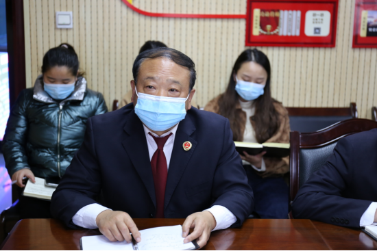 「聚焦两会」认真学 深刻悟 踏实干 黄龙县人民检察院第一时间学习传达贯彻黄龙“两会”精神