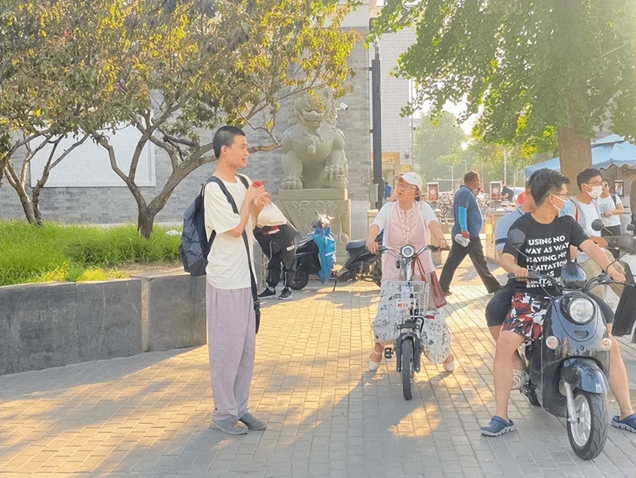 华罗庚学校数学课本（北大韦东奕辟谣）