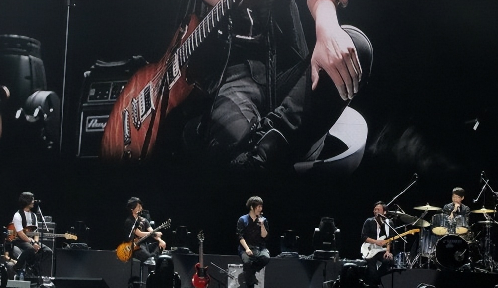 2000到2020年毕业歌曲全盘点，感动了无数人，哪首承载了你的青春