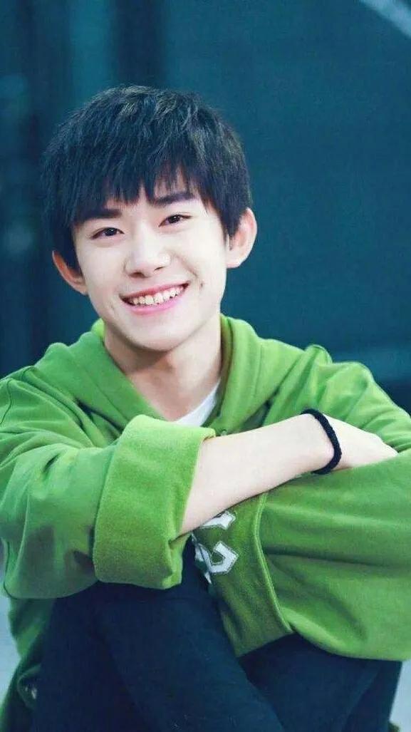 第36届百花奖：恭喜易烊千玺获最佳男主角、最佳男配角提名