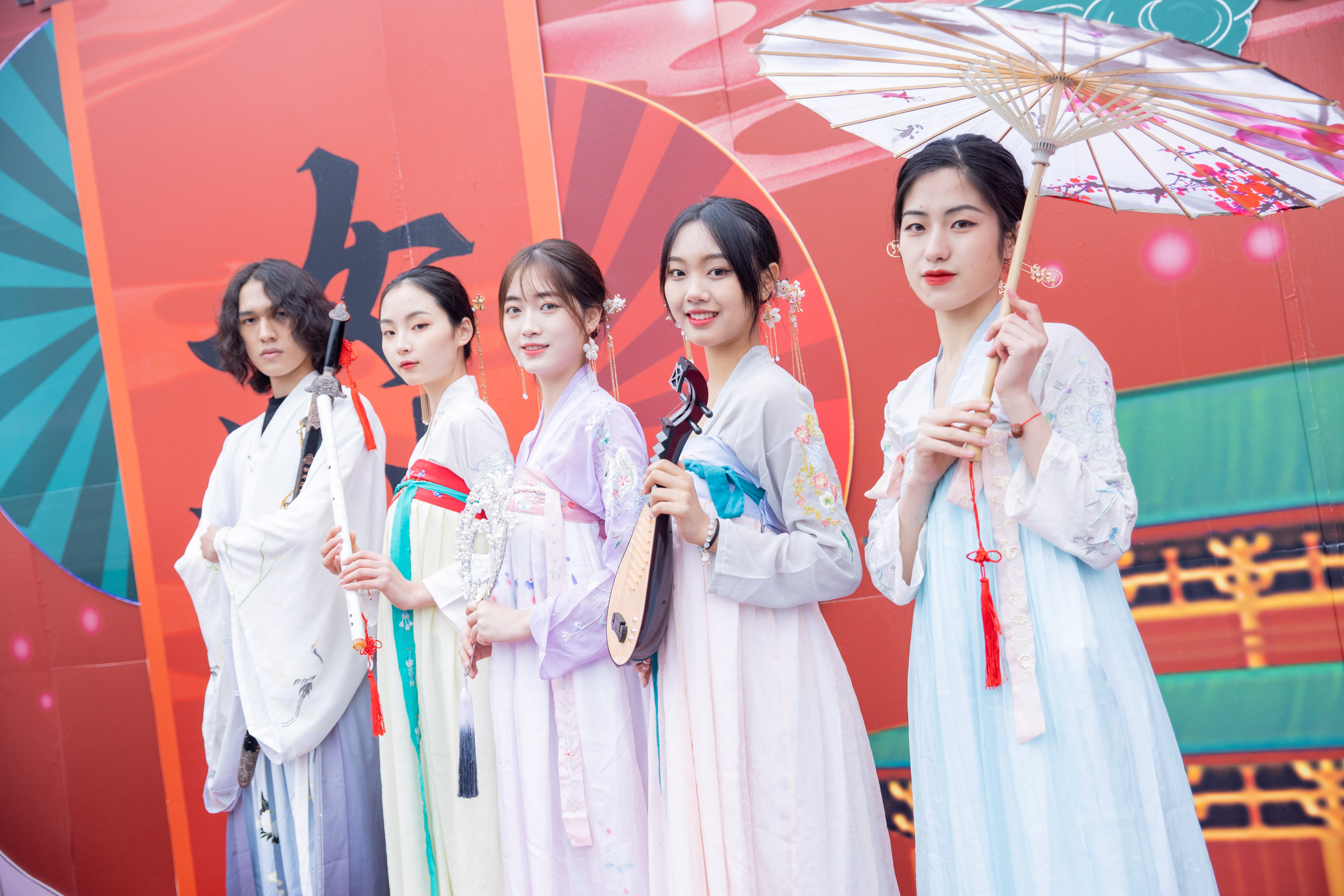 吉首文旅大手笔，世姐超模“文旅推荐团”吉首景区巡拍首秀收官