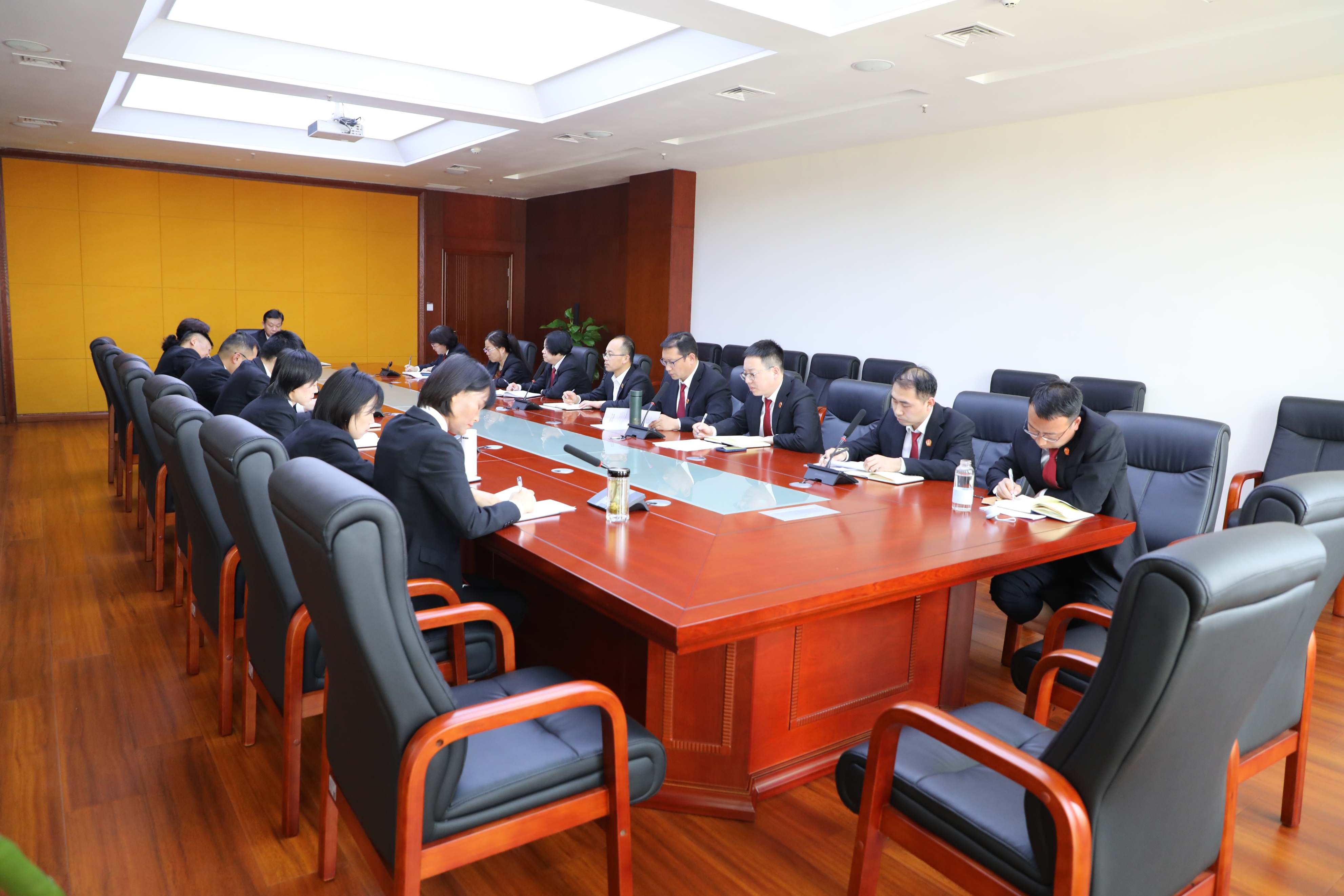 西安高陵法院召开2022年工作务虚会