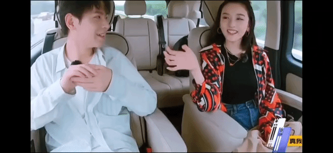恋与偶像第二季在线观看(不是恋综也有cp磕？笨蛋美女和年下奶狗，尹浩宇孟子义甜疯了？)