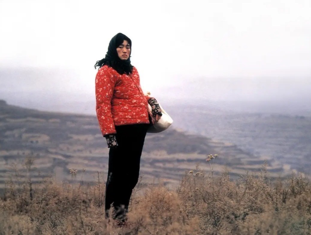 同样饰演“村妇”，哪一位才是观众心中的“惊鸿一瞥”？