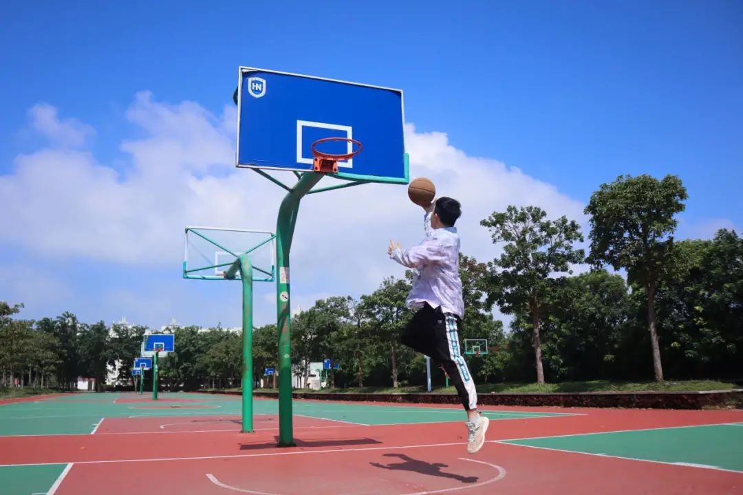 视觉盛宴！海岛风光惊艳众人，这些藏在一流大学中“打卡地”火了