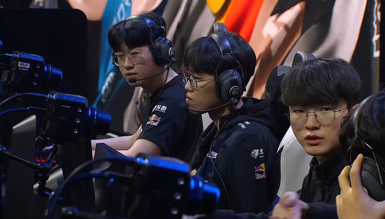 faker是否过誉了（对Faker存在偏见？LPL官方遭质疑：S12开赛至今，Faker没拿过MVP）