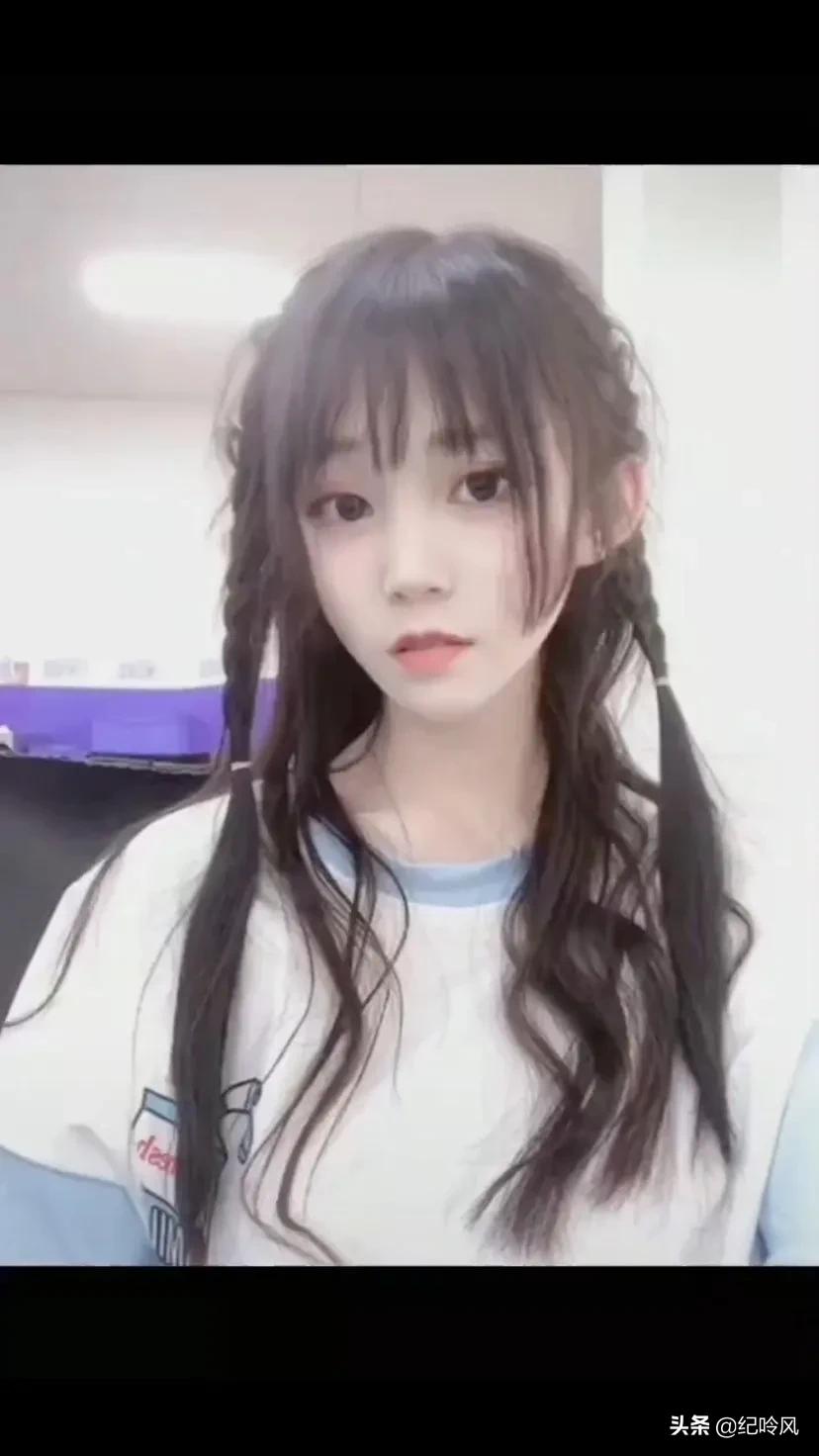 小米的陶瓷新机不用等到明年下半年就来了。￼