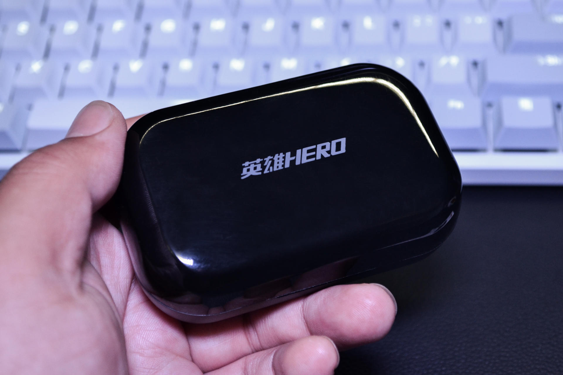 充电宝OR耳机合二为一 英雄G1真无线蓝牙耳机