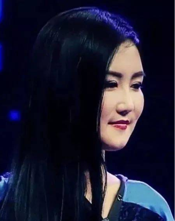 8年前，这个中国姑娘去韩国整容后，她的人生差点被毁掉