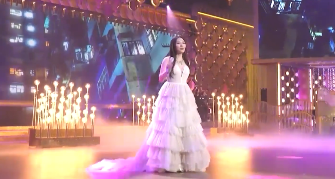 七一晚会15位女星一道风景线：汪明荃牡丹裙华贵，孟庆旸又出圈了