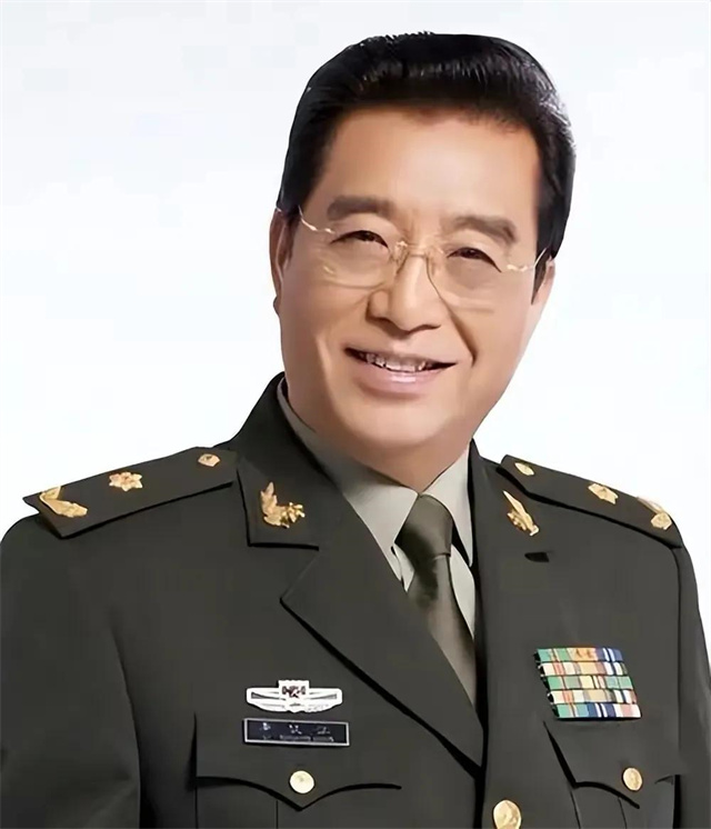 李双江大儿子 蒋英和李双江合影照片-百联百科