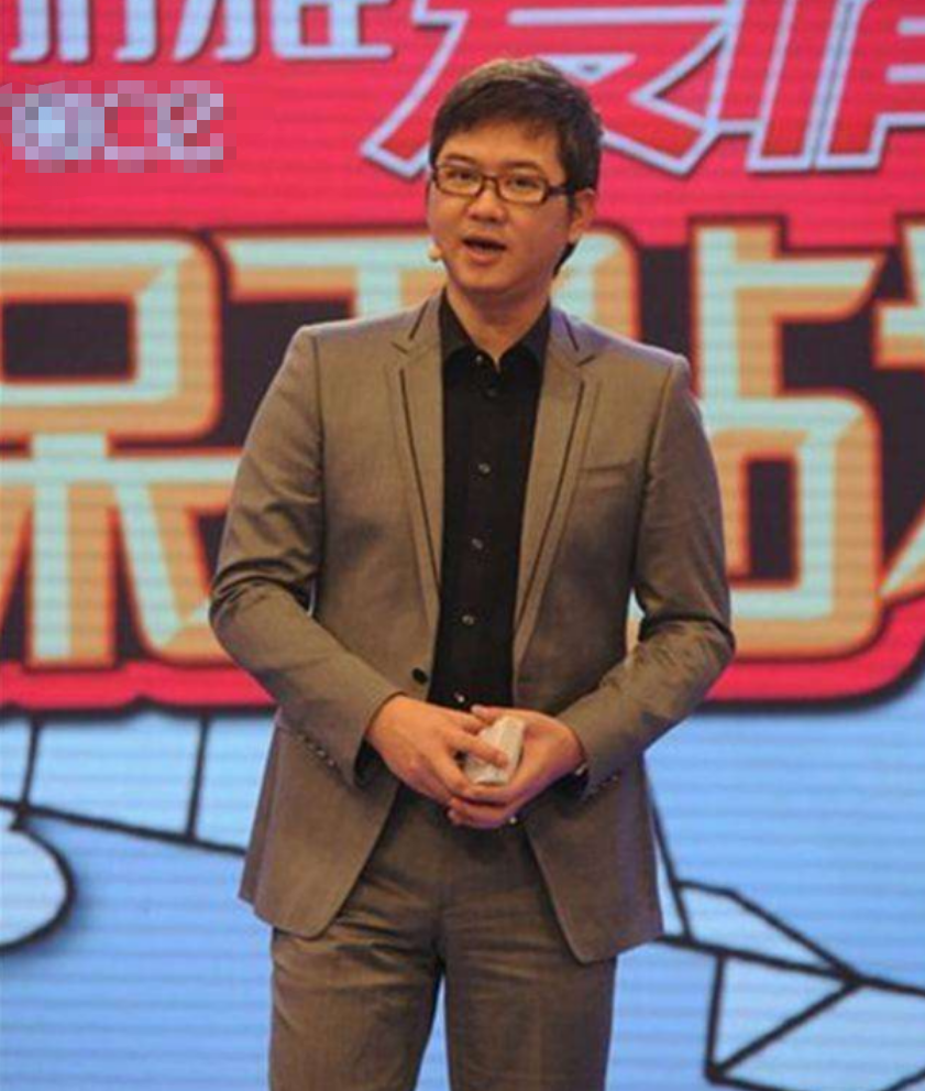 主持人赵川：三段婚姻饱受争议，他配当《爱情保卫战》主持人吗？