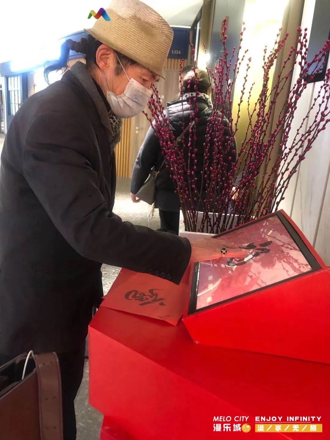 港式浪漫、硬核福利、现场求婚…快来pick你心目中最IN虎年现场