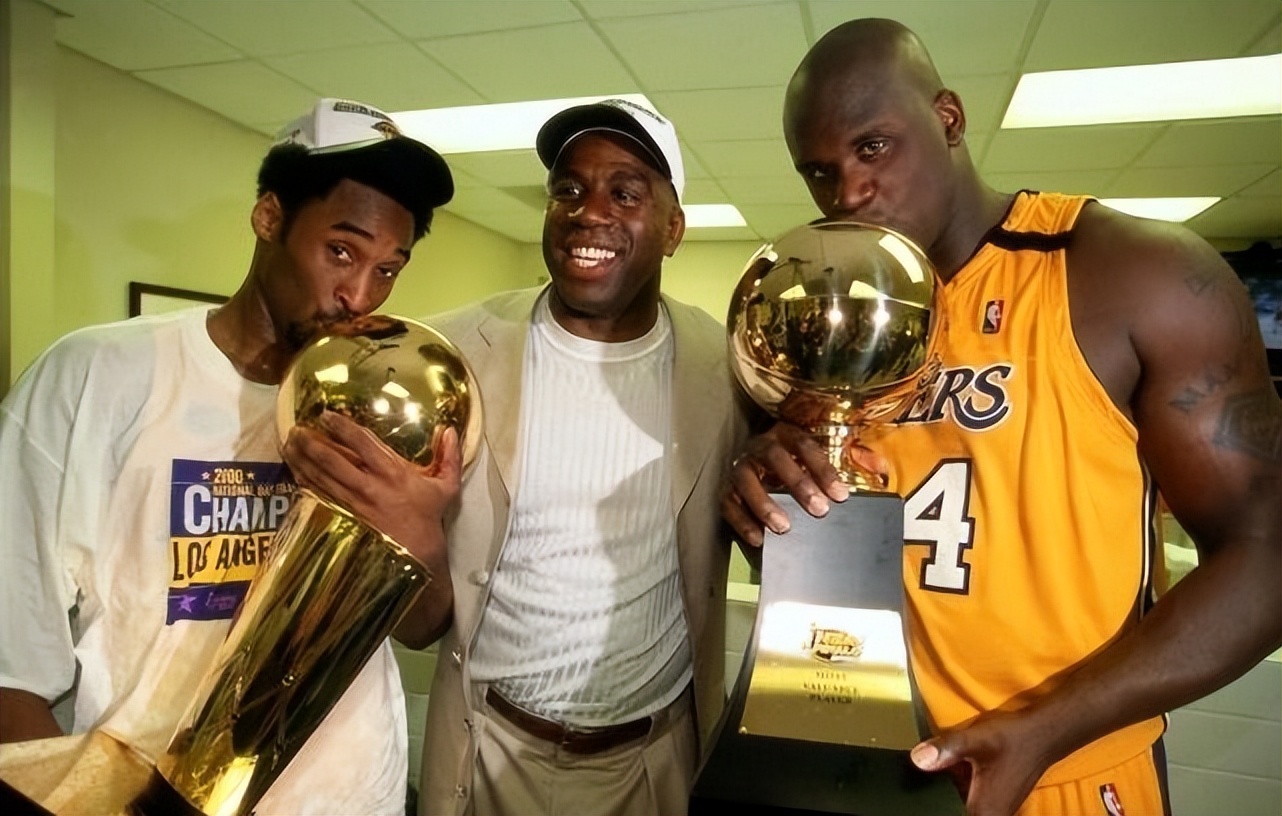 哪些nba球队老板是中国人（华人富豪陈颂雄，5000万买下湖人4.5%股份，12年时间赚了多少钱？）