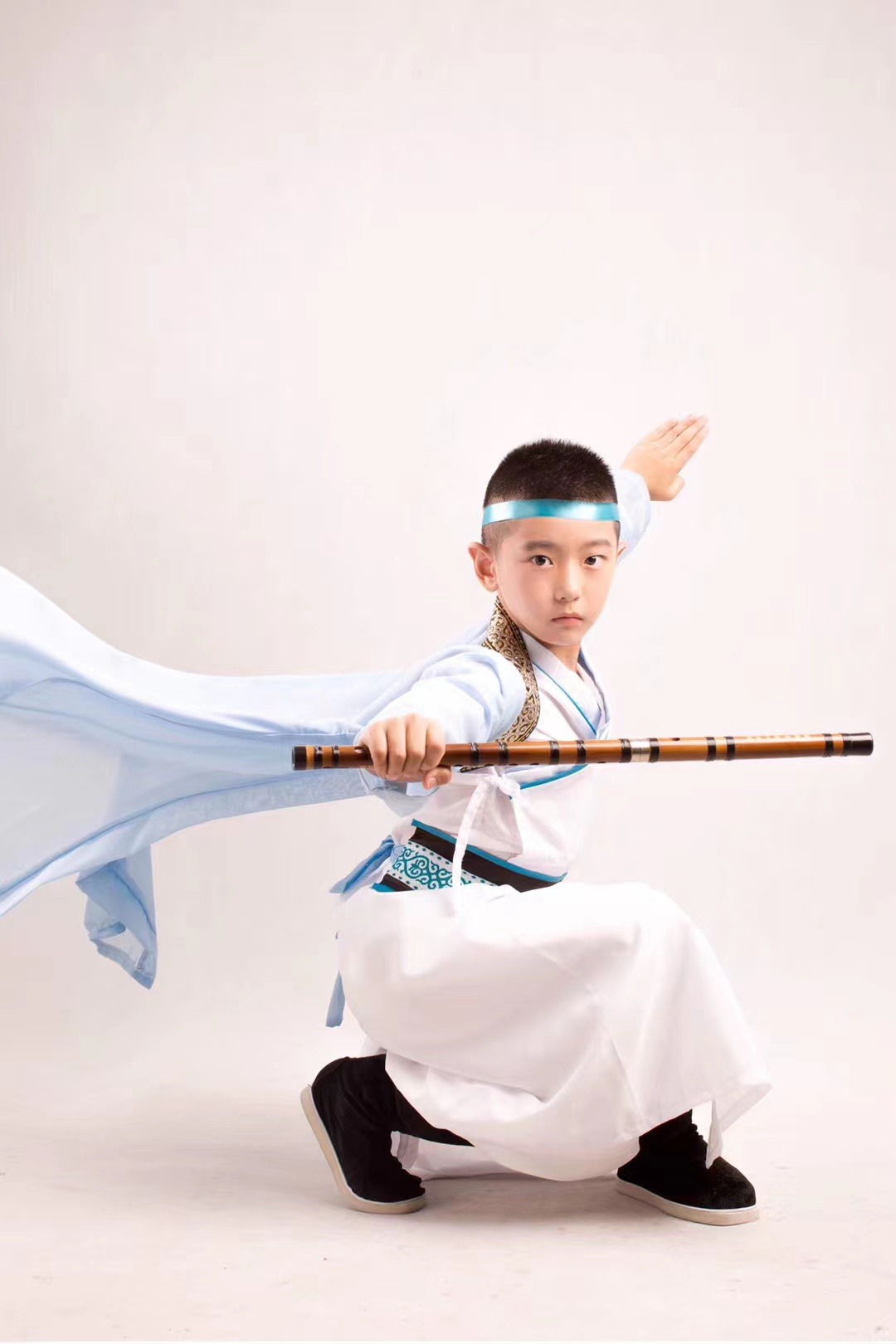 王皓晨出演《山河令》功夫童星崛起