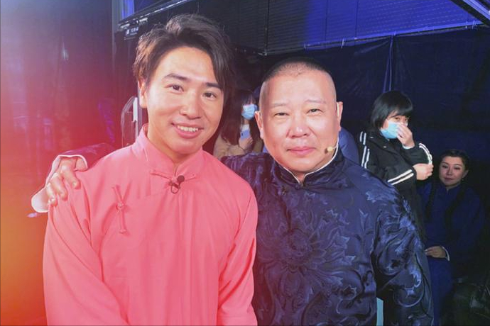 欧弟跨界相声行业无起色，转行直播带货，落魄到快没工作？