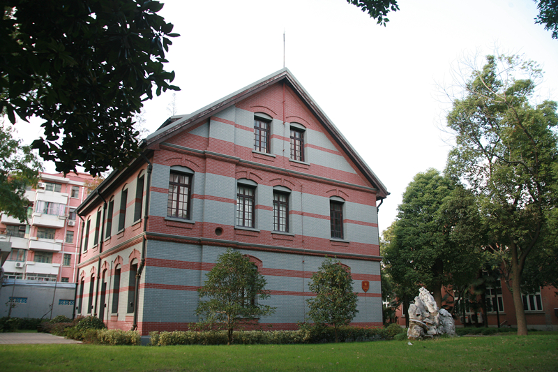 设计专业录取242人，上海理工大学发布2022年艺术类专业招生简章