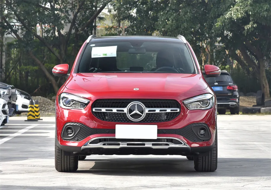 车300:这款奔驰从27.68万降到17.99万,月销量只有937台