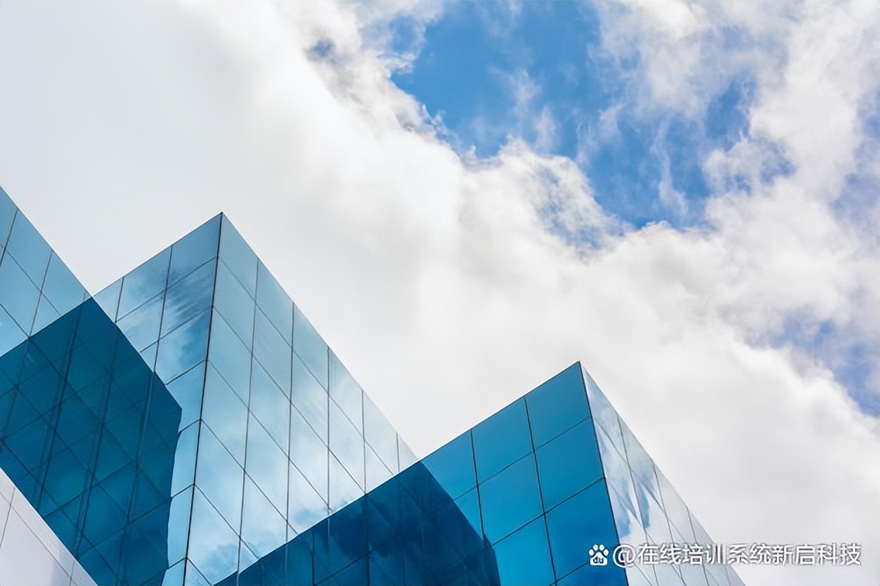 哪家在线培训系统做得比较好？