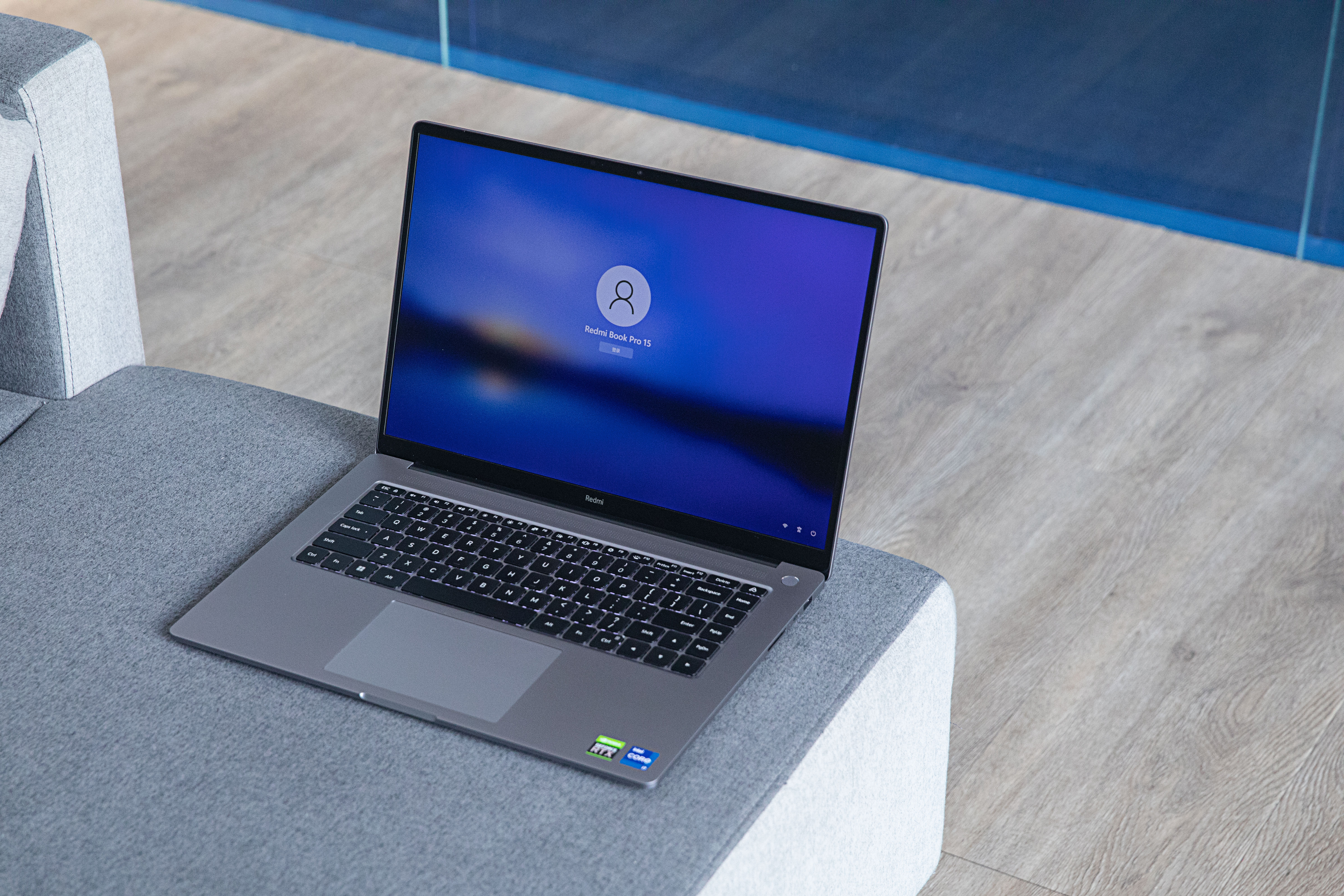 笔记本应该买macbook还是windows?对比两者的优缺点后,秒懂