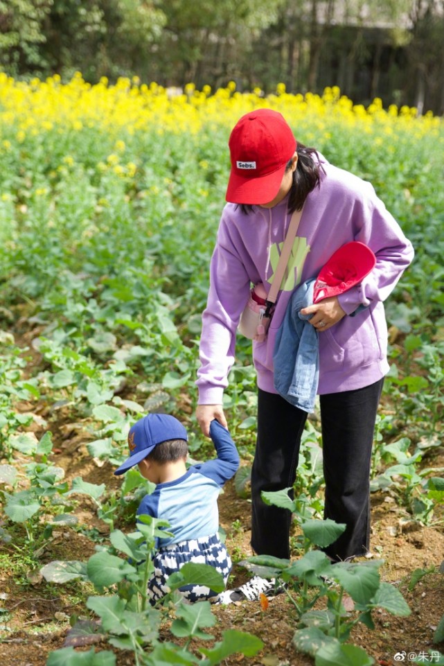 �쵤����Ů���ժҰ�ˣ�������ص͵�����ǣ1�����С�ֳ��а�