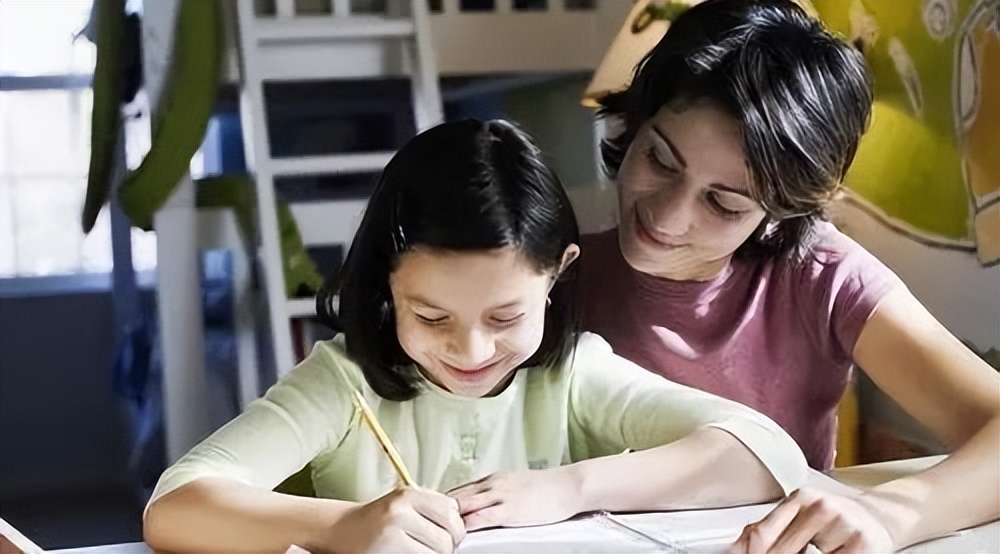 小学生作文《起名字》走红，为帮老师绞尽脑汁，老师看完沉默不语